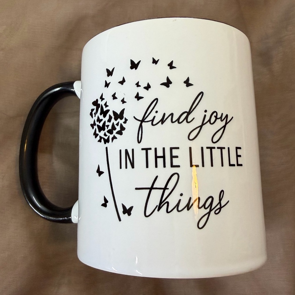 Black and White Inspirational Mug
